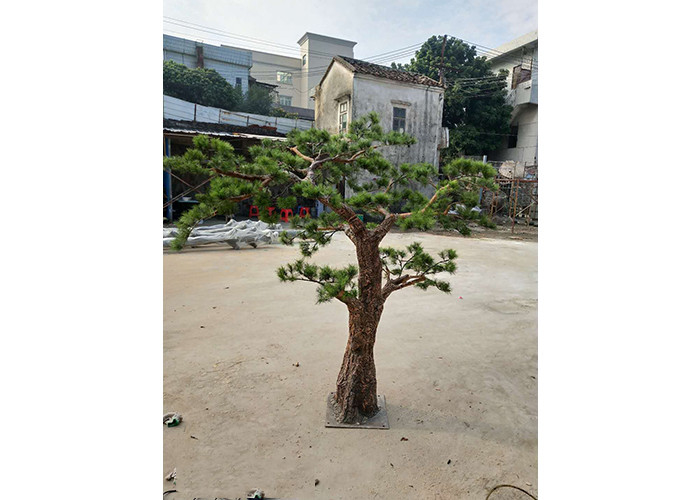 OEM ODM Evergreen Artificial Pine Trees Real wood Material